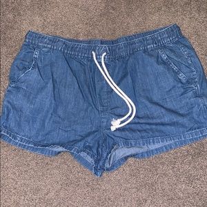 Aerie soft shorts with tie